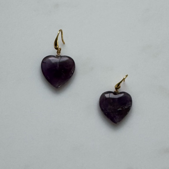 NWOT Tuckernuck Amethyst Heart Earrings - Picture 2 of 9